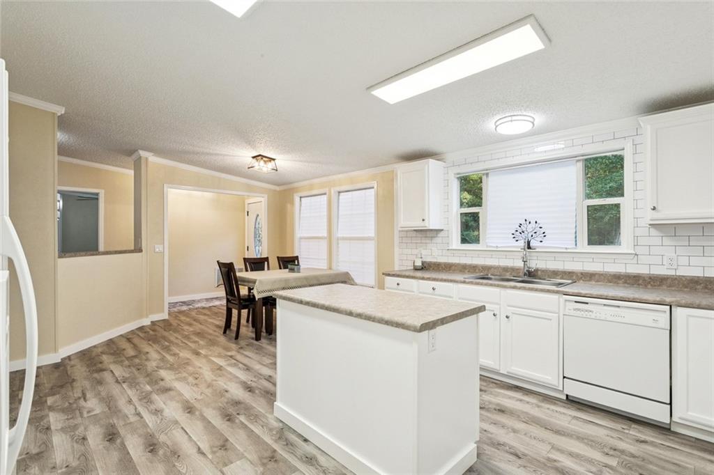 76233 GREEN VALLEY ROAD Street