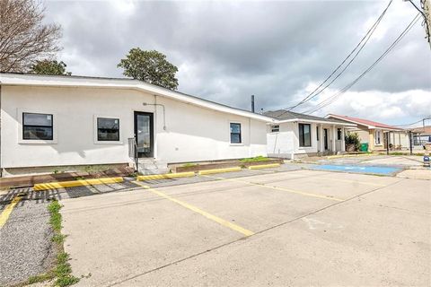 4105-4107 WILLIAMS Boulevard Kenner LA 70065