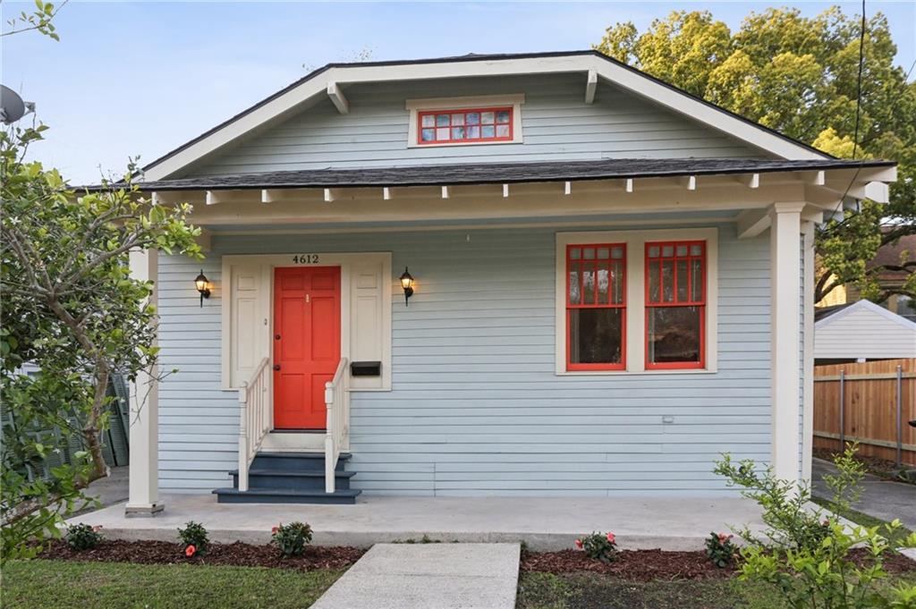4612 S PRIEUR Street