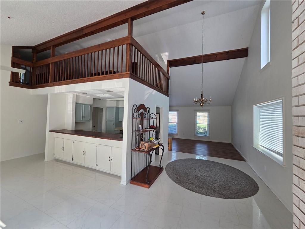 48 TRAMINER Drive