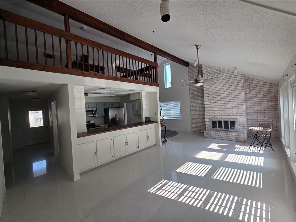 48 TRAMINER Drive