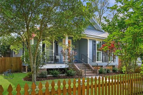 Photo of 405 W 25TH Avenue, Covington, LA 70433 (MLS # 2554228)