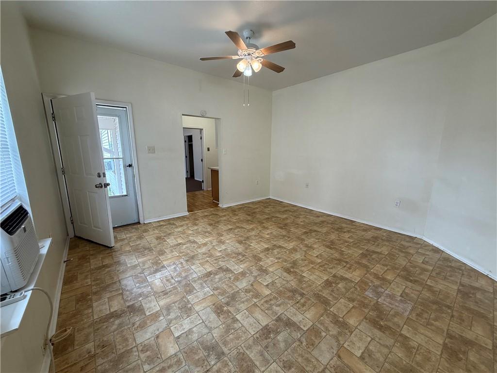Marrero, Louisiana 70072, United States, 2 Bedrooms Bedrooms, ,1 BathroomBathrooms,Residential,Active,123677