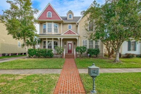 10 NAVIGATION Court New Orleans LA 70131