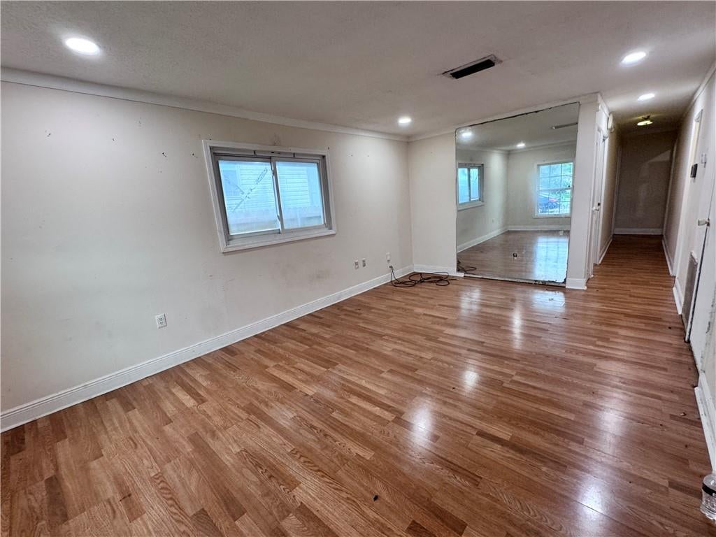3453 W LOYOLA Drive