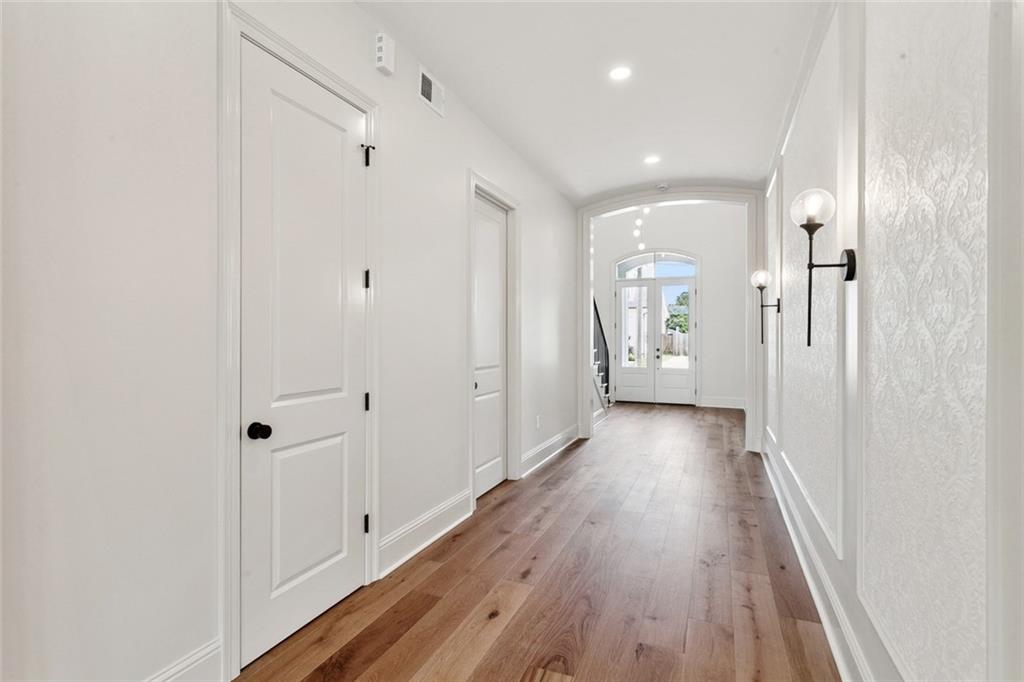 420 METAIRIE HEIGHTS Avenue