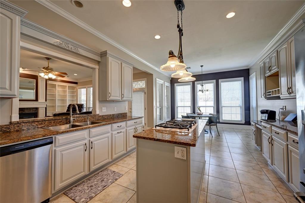 92 PINEHURST Drive