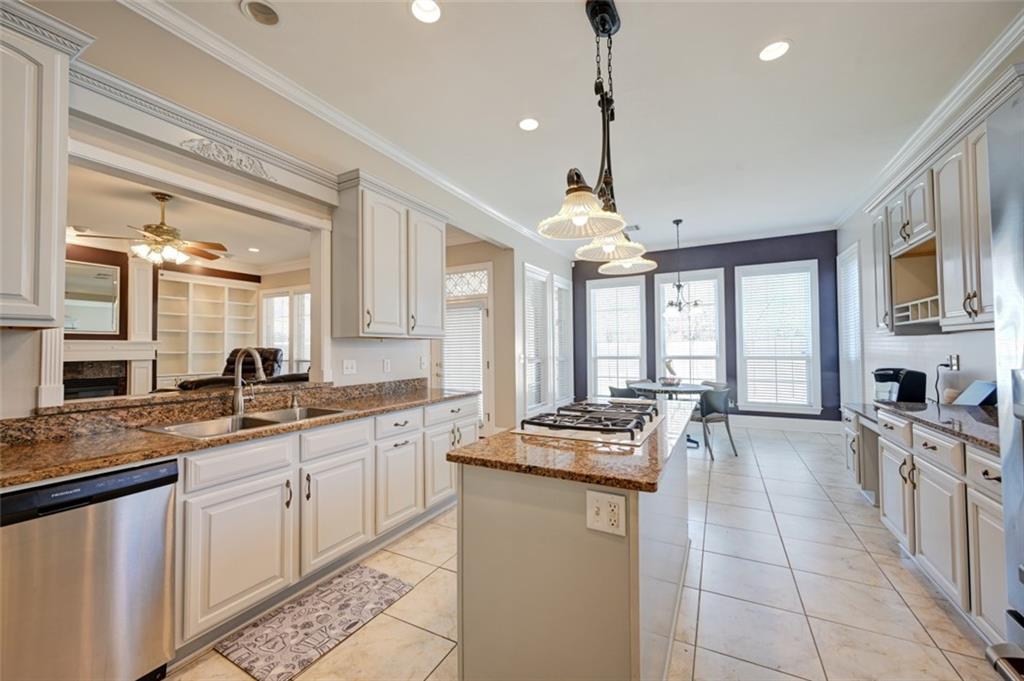 92 PINEHURST Drive