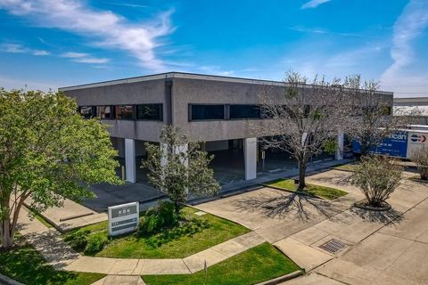 1425 SAMS Avenue Harahan LA 70123