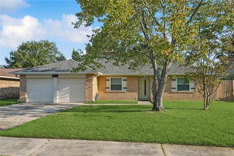 424 BROKEN BOUGH Drive Slidell LA 70458
