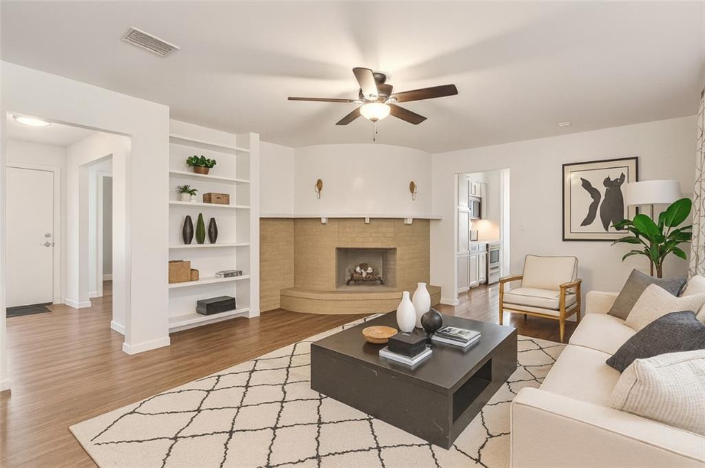 424 BROKEN BOUGH Drive