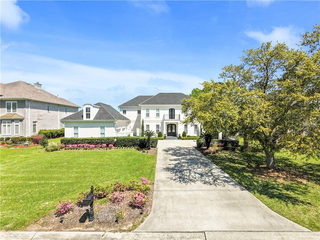 113 ENGLISH TURN Drive