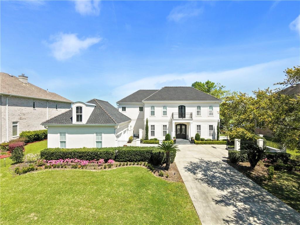 113 ENGLISH TURN Drive