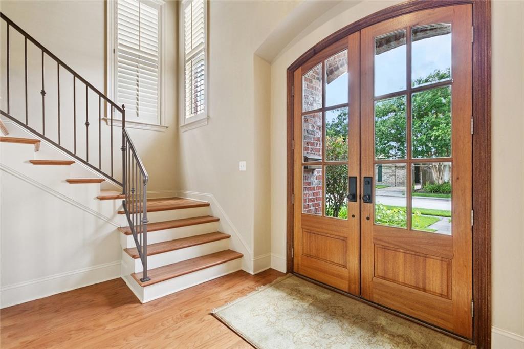 333 LABARRE Drive