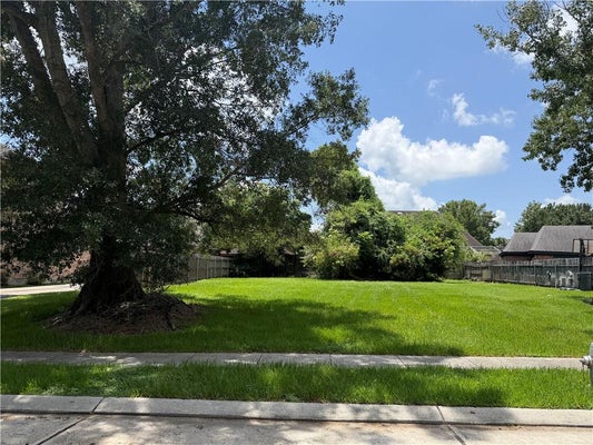 3521 WHITE OAK AVE, NEW ORLEANS, LA 70131 - Image dbdde6afb6b3ba7cd97578e62ee30514/3907305725