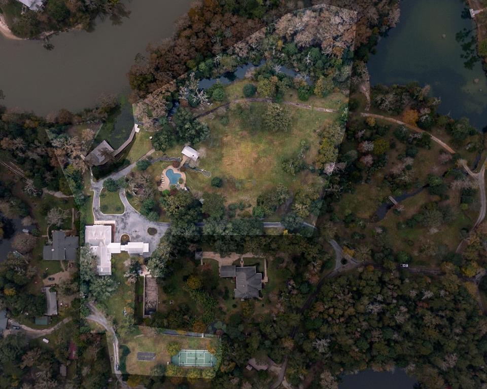 70511 RIVERSIDE Drive