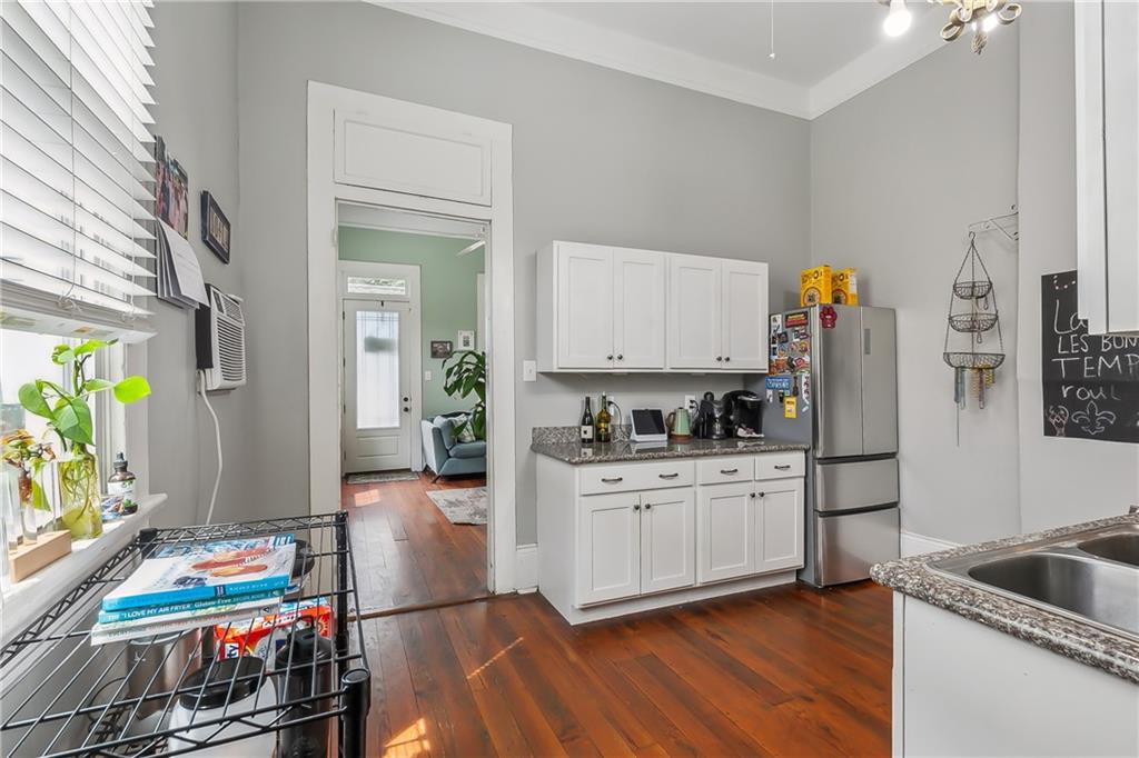 New Orleans, Louisiana 70118, United States, 4 Bedrooms Bedrooms, ,2 BathroomsBathrooms,Residential,Active,220804