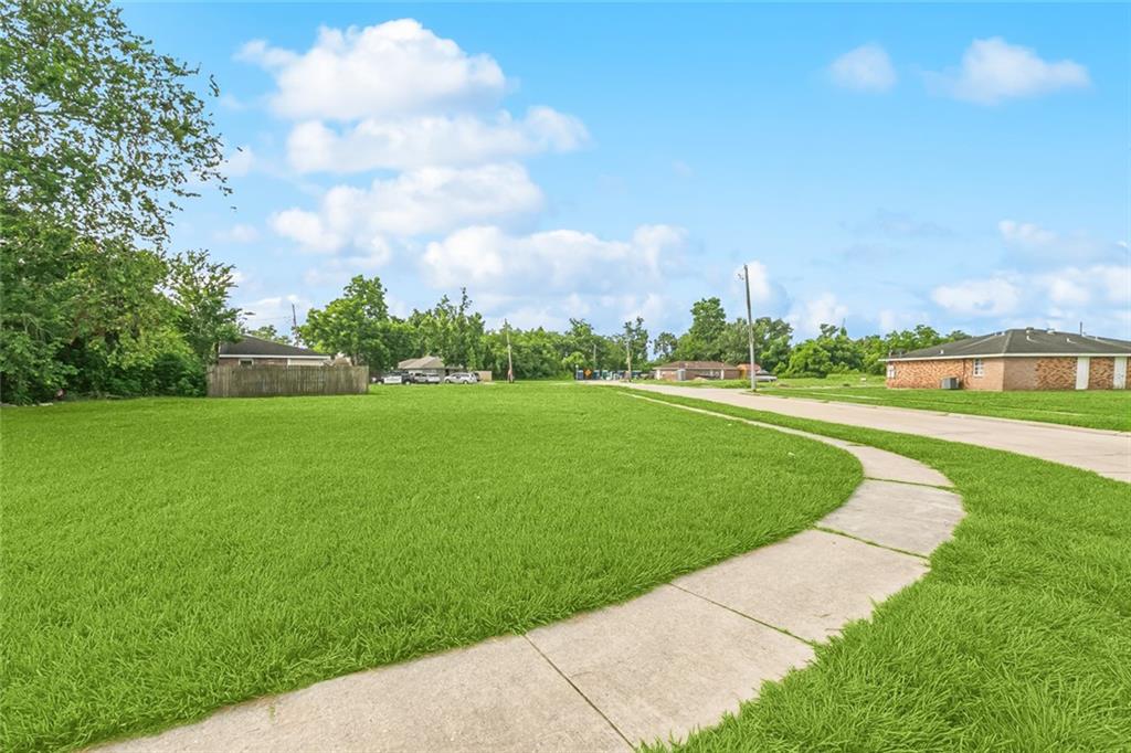 2801-03 DANIEL Drive