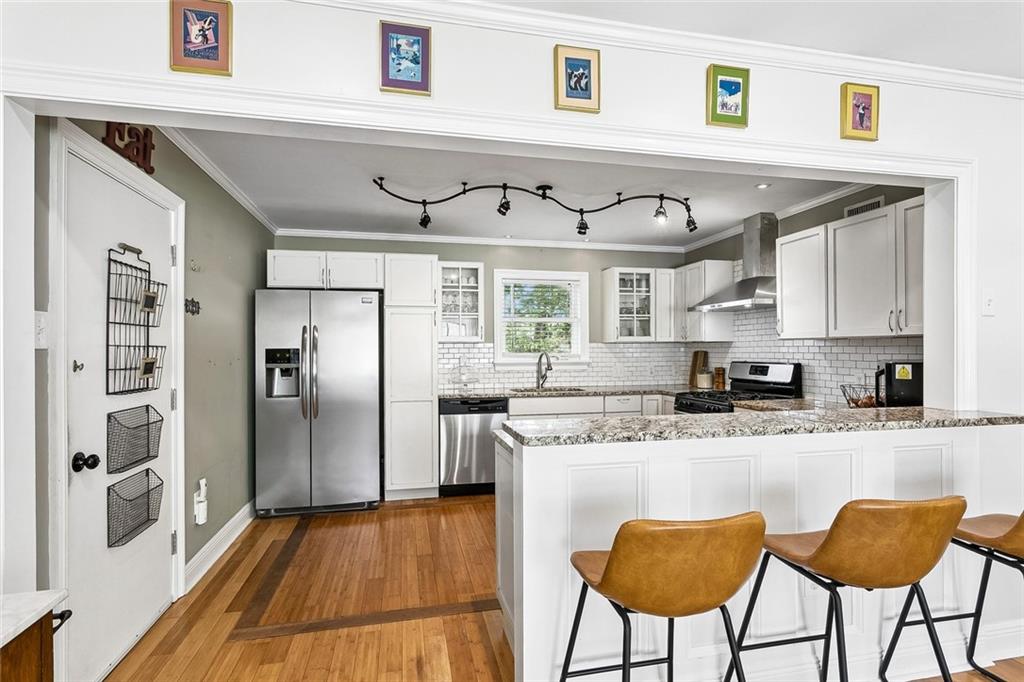 10120 ST. PAUL Avenue