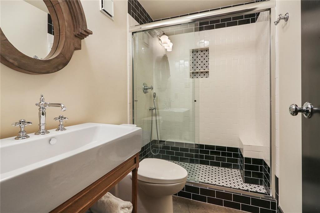 920 POEYFARRE Street 133