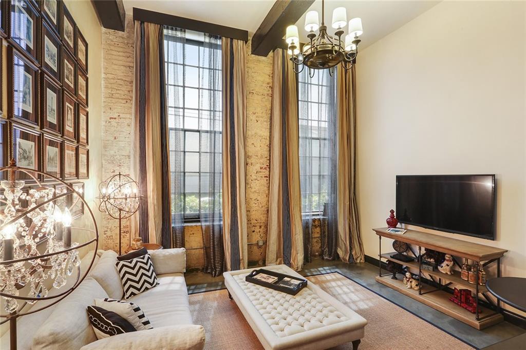 920 POEYFARRE Street 133