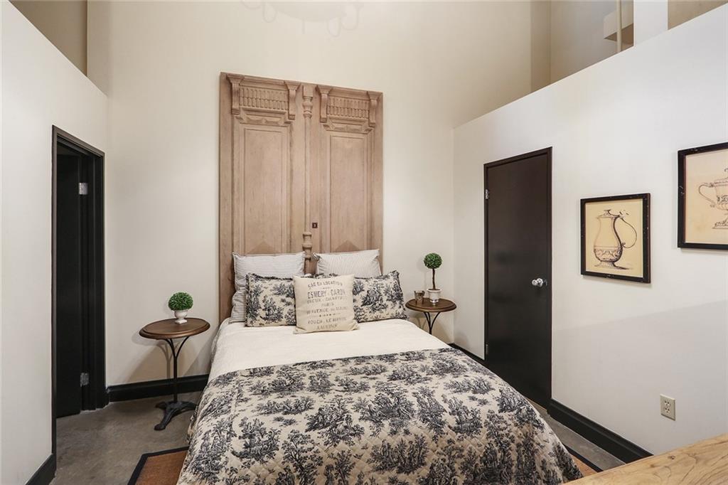 920 POEYFARRE Street 133