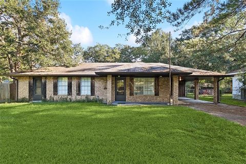 2312 ROBIN Street Slidell LA 70460