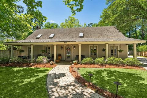 Photo of 100 TALISHEEK Place, Mandeville, LA 70471 (MLS # 2554304)