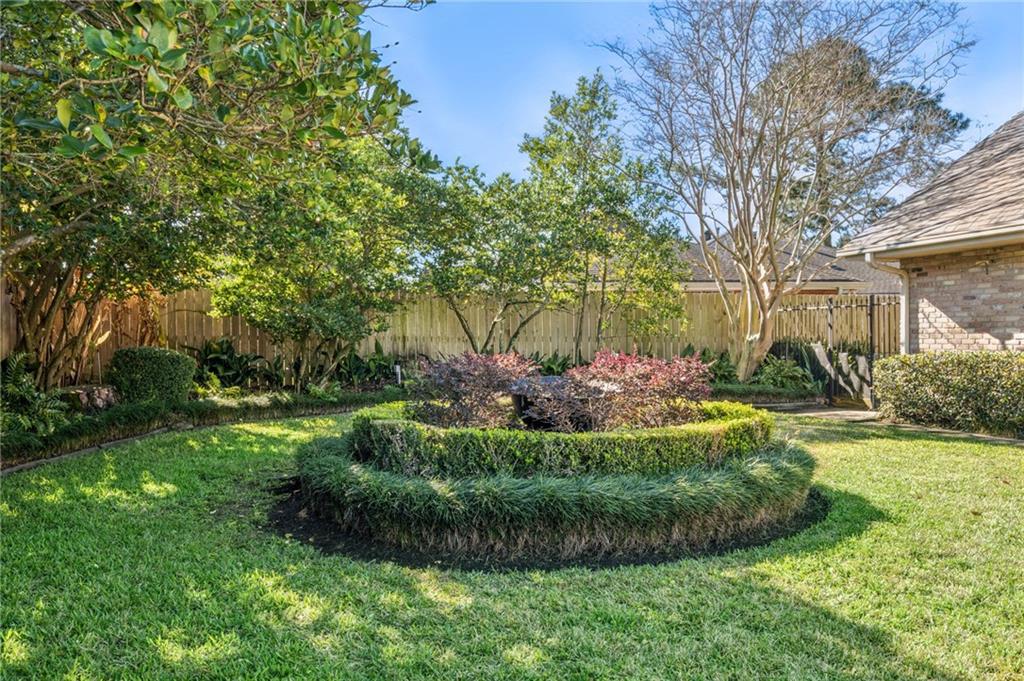 42 CHATEAU PALMER Drive