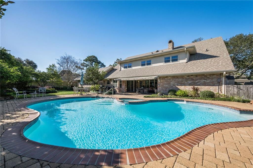 42 CHATEAU PALMER Drive