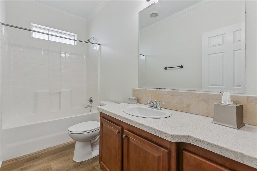 New Orleans, Louisiana 70124, United States, 3 Bedrooms Bedrooms, ,2 BathroomsBathrooms,Residential,Pending,71346