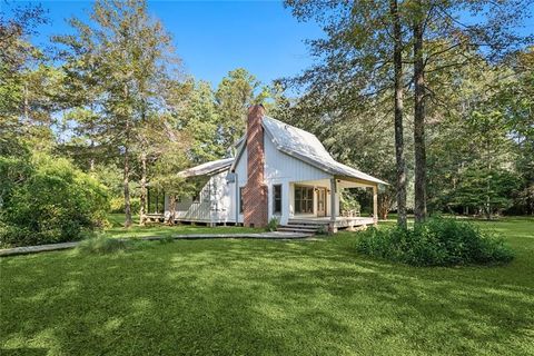 21046 SMITH Road Covington LA 70435