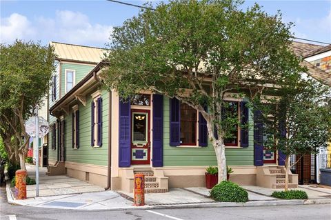 Photo of 2001 DAUPHINE Street, New Orleans, LA 70116 (MLS # 2553510)