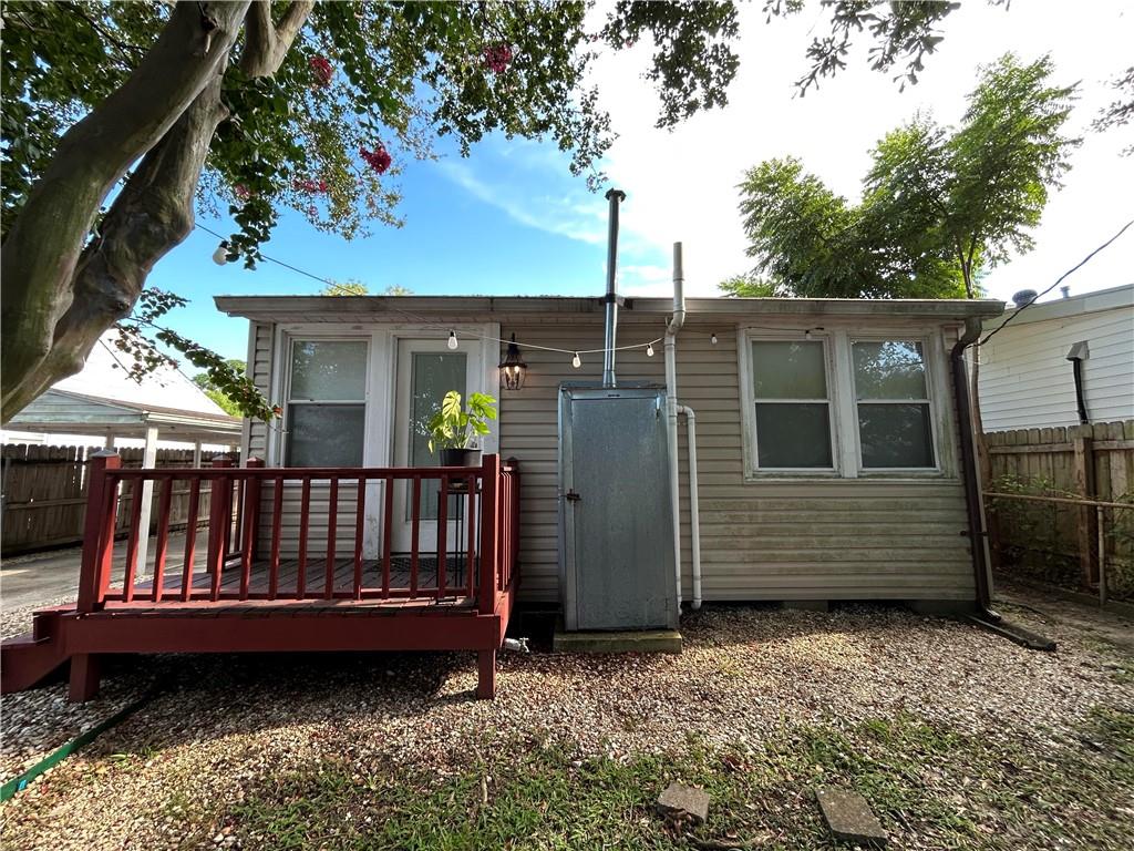 28 DAVIS Boulevard