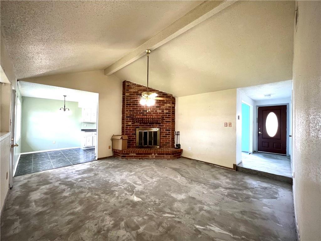 2420 E SUNNY MEADE Drive