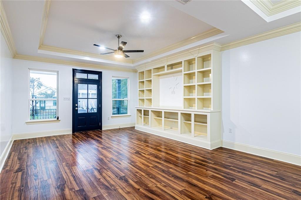 3938 HAMILTON Street