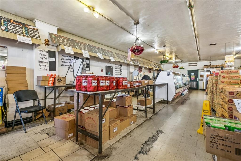 1112 STUMPF Boulevard