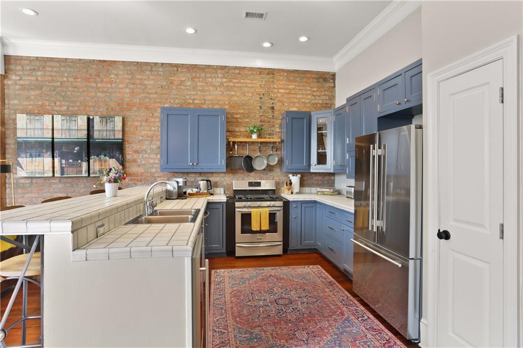 1931 SOPHIE WRIGHT Place