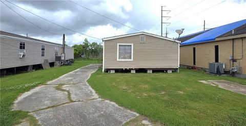 110 OAKVILLE Street Belle Chasse LA 70037