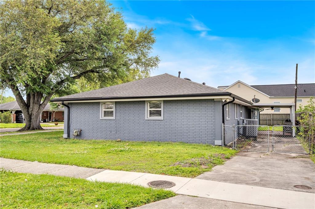 914 ROWLEY Boulevard