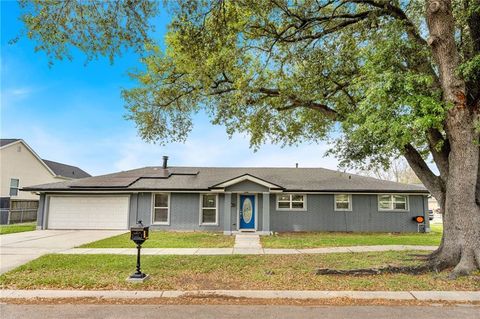 914 ROWLEY Boulevard Arabi LA 70032