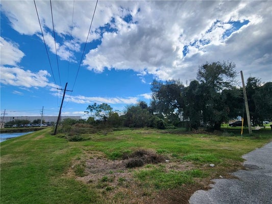 3162 VIRGINIA ST, KENNER, LA 70065 - Image de46c3a1259d3fca6625e5b8ae36d70b/588594869