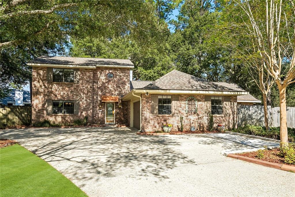 306 TRINITY Lane