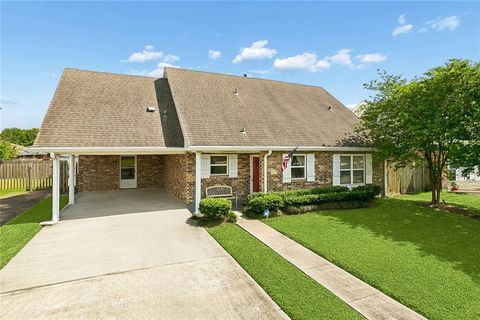 Photo of 121 REX Drive, River Ridge, LA 70123 (MLS # 2537798)