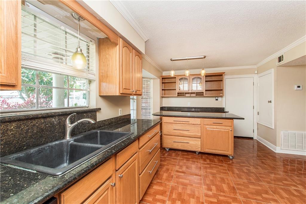 2180 OAK TREE Drive