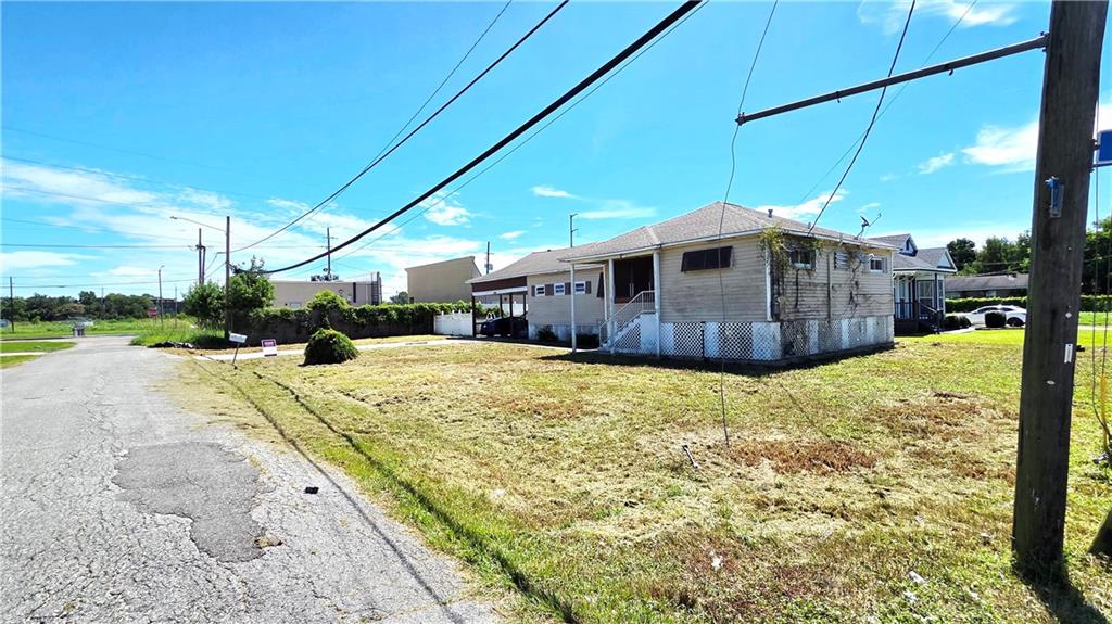 3024 KANSAS Street