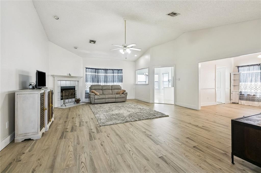 306 NOTTAWAY Drive
