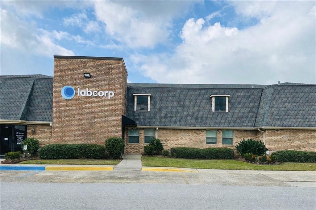 Photo 1 of 14 — 1200 AVENUE G 202, Marrero, LA 70072