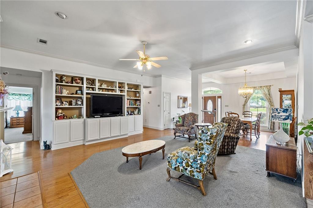 18332 HONEYSUCKLE Drive