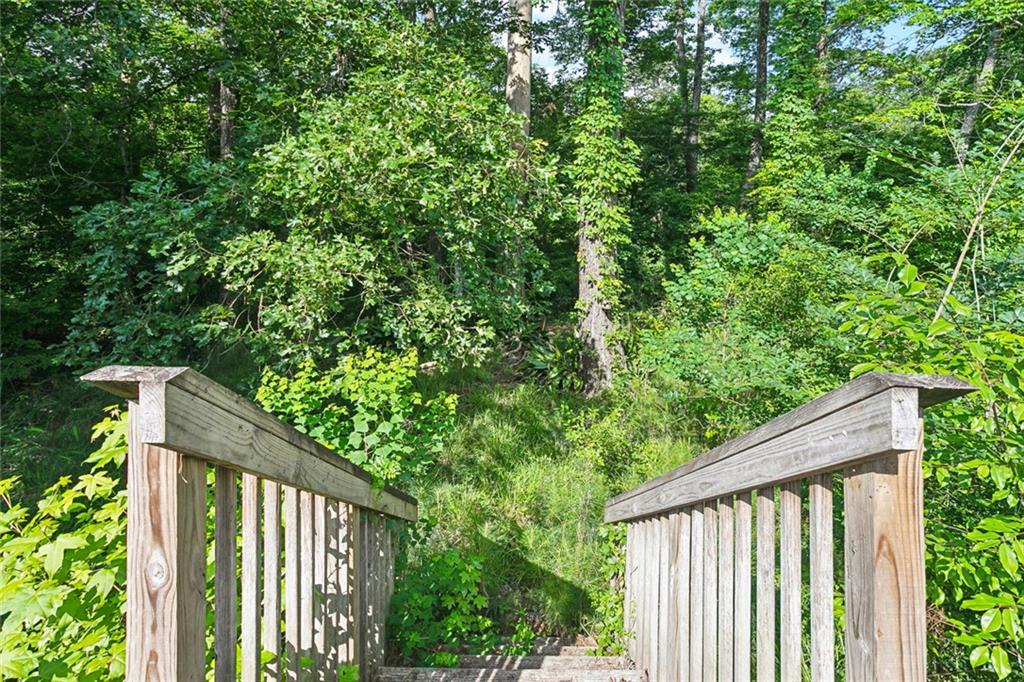 Covington, Louisiana 70435, United States, 3 Bedrooms Bedrooms, ,3 BathroomsBathrooms,Residential,Pending,138818